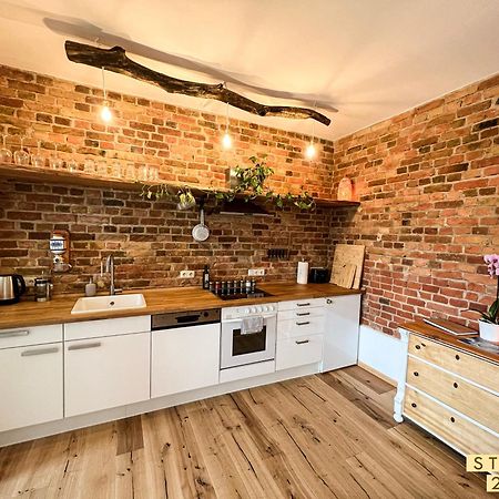 Altstadt Apartments 诺伊鲁平 外观 照片