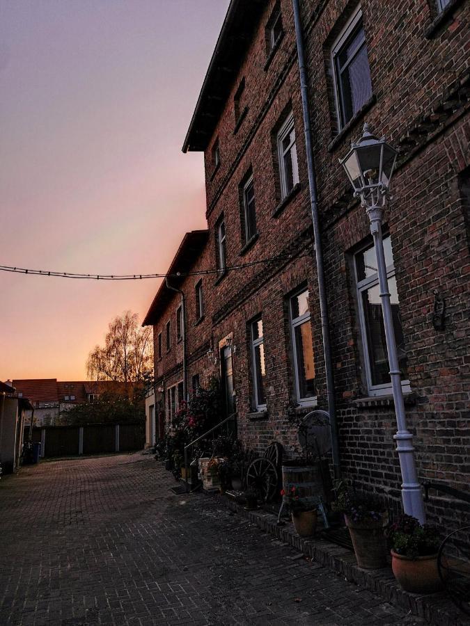 Altstadt Apartments 诺伊鲁平 外观 照片